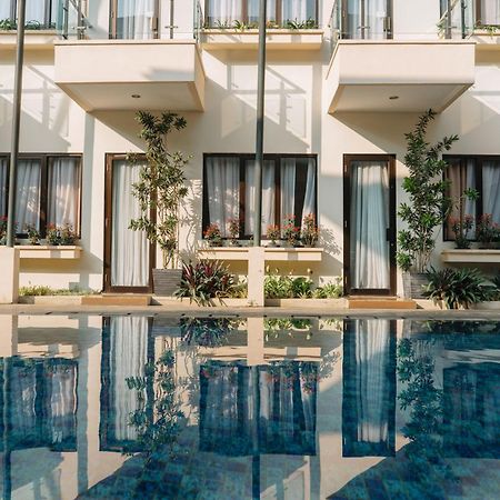 Anugrah Hotel Sukabumi Exterior photo